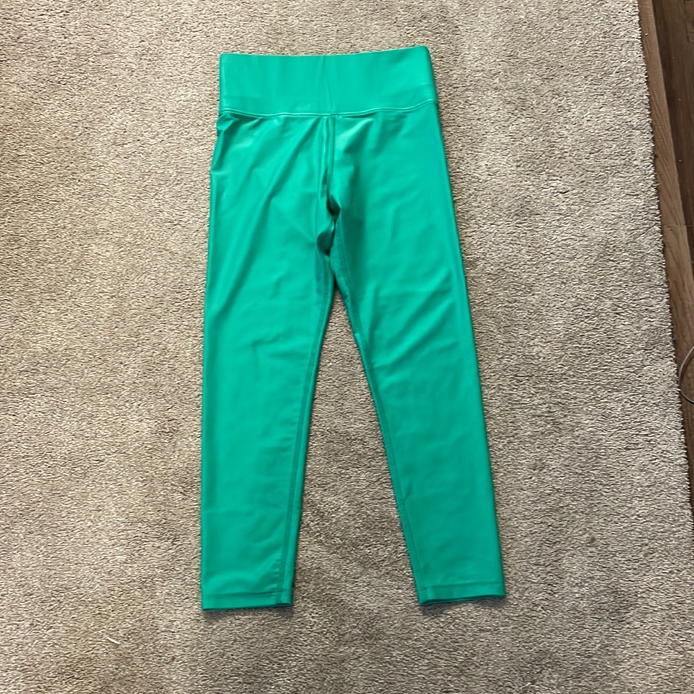 Carbon 38 Takara Shine 7/8 leggings in Digital Green size M